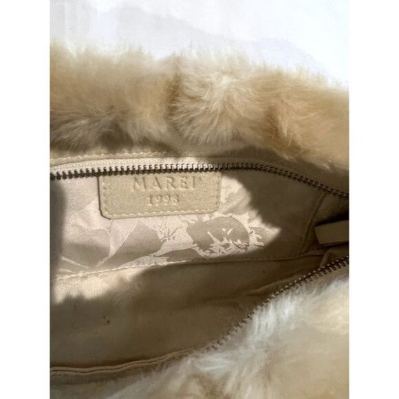 Marei1998 Poppy Plush Handbag in Cream - Picture 3 of 7